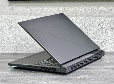 Asus Rog Strix G16 G614J 38